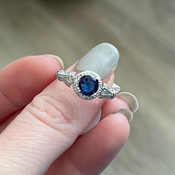 Bundle of rings - Picture 13 of 14